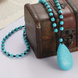 Ethnic Faux Turquoise large stone Pendant Necklace Simple and elegant